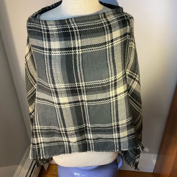 NWT LOF Love of Fashion Pullover Poncho Cape Tartan plaid. ralphlaurenchristmas - Picture 5 of 12